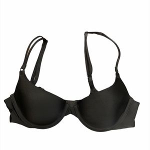 Victoria's Secret Demi/Demi-Buste Black Bra. 34B